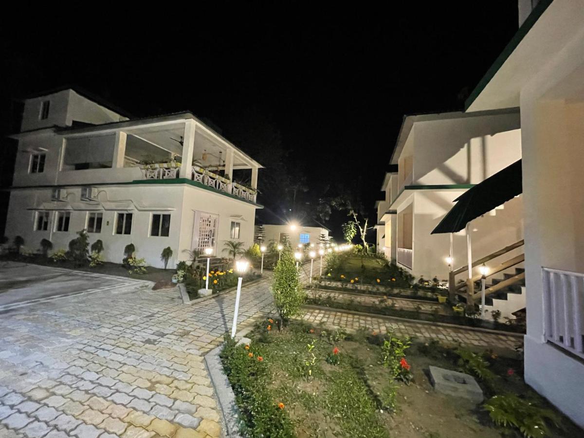 Jaldapara Forest Tourist Lodge Jftl Madari Hat Ngoại thất bức ảnh