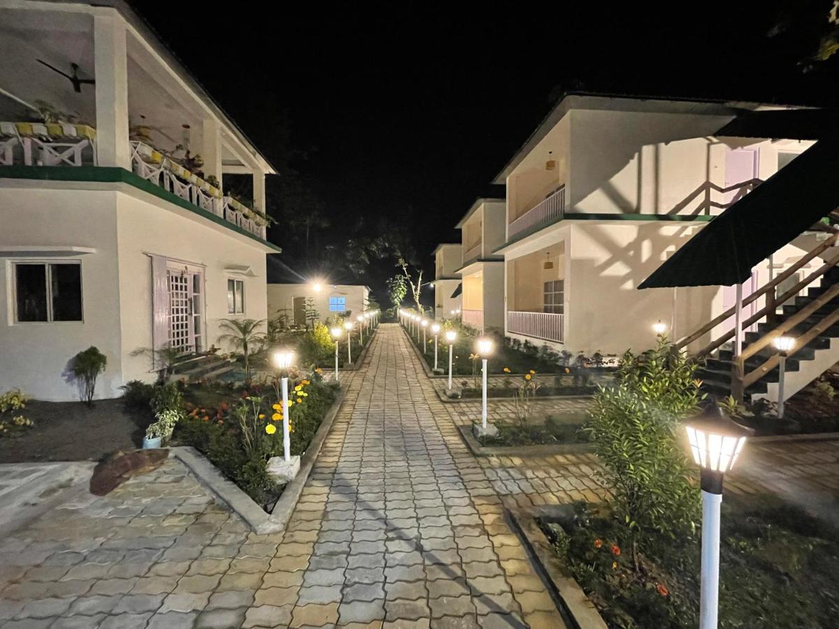 Jaldapara Forest Tourist Lodge Jftl Madari Hat Ngoại thất bức ảnh